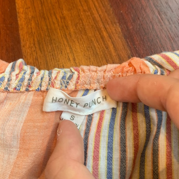 cute striped romper from local boutique :) - Picture 3 of 3